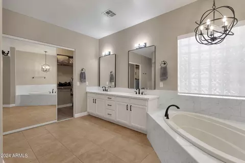 Bath - 4474 E Cabrillo Dr, Gilbert, AZ 85297 photo 2 of 8