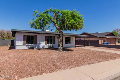 Exterior - 1666 E Bishop Dr, Tempe, AZ 85282 photo 5 of 13