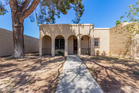 2174 E Minton Dr, Tempe, AZ 85282
