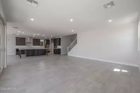Living - 9634 E Rainbow Ave, Mesa, AZ 85212 photo 2 of 4
