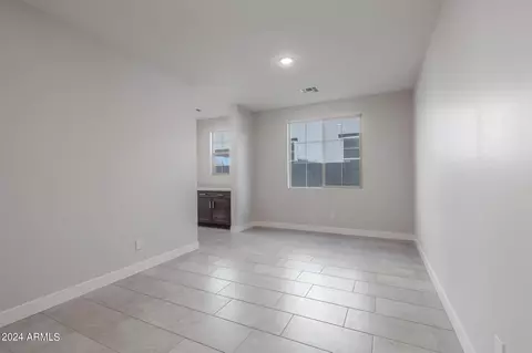 Living - 9634 E Rainbow Ave, Mesa, AZ 85212 photo 3 of 4