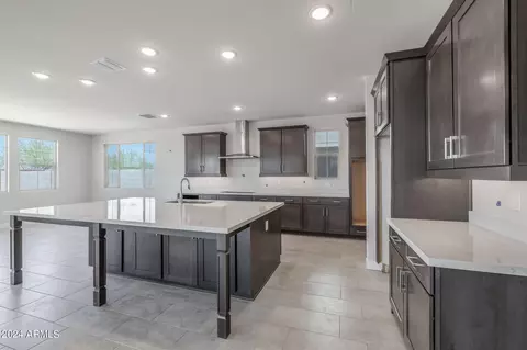 Kitchen - 9634 E Rainbow Ave, Mesa, AZ 85212 photo 1 of 9