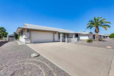 17818 N 135th Dr, Sun City West, AZ 85375