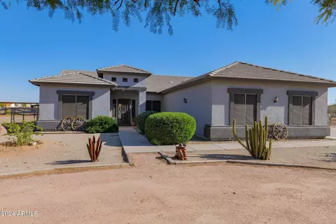 4140 E Ascot Dr, San Tan Valley, AZ 85140
