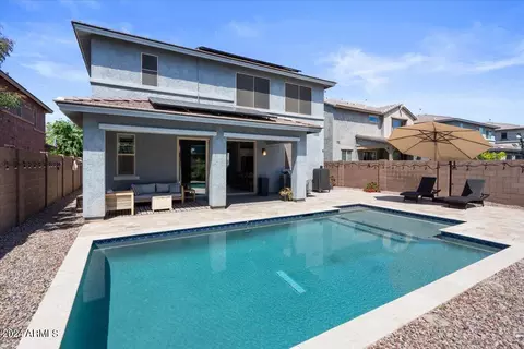 Exterior - 4353 E Amber Ln, Gilbert, AZ 85296 photo 8 of 13