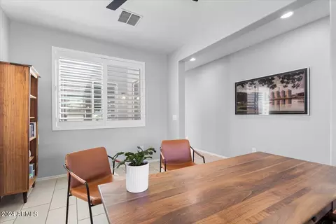 Dining - 4353 E Amber Ln, Gilbert, AZ 85296 photo 2 of 2