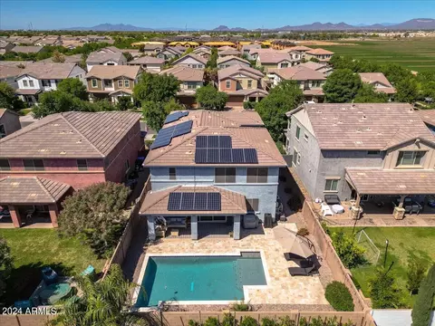 View/Area - 4353 E Amber Ln, Gilbert, AZ 85296 photo 3 of 8