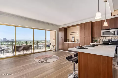 4750 N Central Ave #J14, Phoenix, AZ 85012