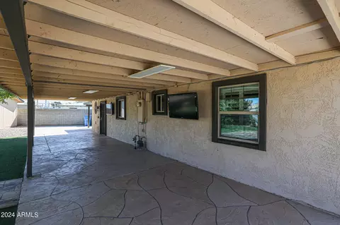 Exterior - 11037 N 18th Ave, Phoenix, AZ 85029 photo 6 of 12