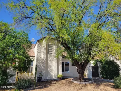 2126 W Monona Dr, Phoenix, AZ 85027