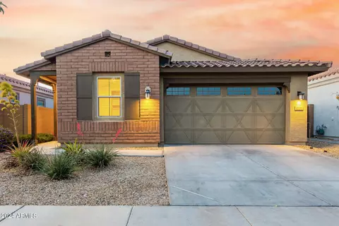 2826 E Fraktur Rd, Phoenix, AZ 85040
