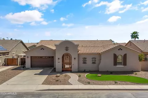 3075 E Warbler Rd, Gilbert, AZ 85297