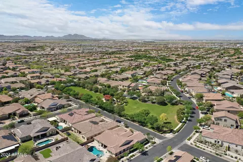 View/Area - 10725 E Kinetic Dr, Mesa, AZ 85212 photo 4 of 15