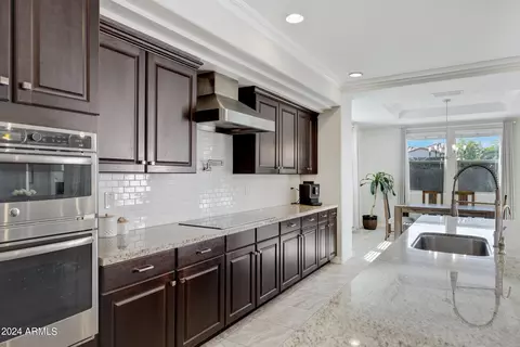 Kitchen - 10725 E Kinetic Dr, Mesa, AZ 85212 photo 6 of 6