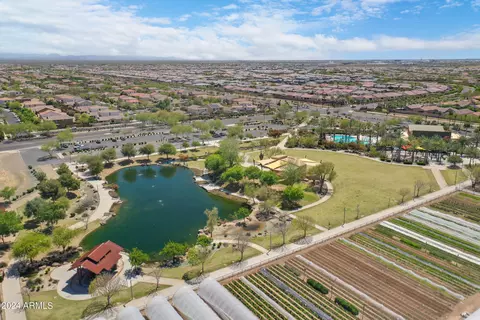 View/Area - 10725 E Kinetic Dr, Mesa, AZ 85212 photo 11 of 15