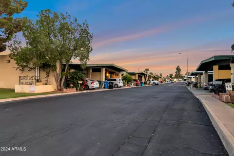 Exterior - 6538 N 24th Dr, Phoenix, AZ 85015 photo 9 of 10