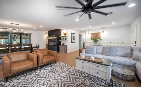 340 E Acapulco Ln, Phoenix, AZ 85022 photo 8