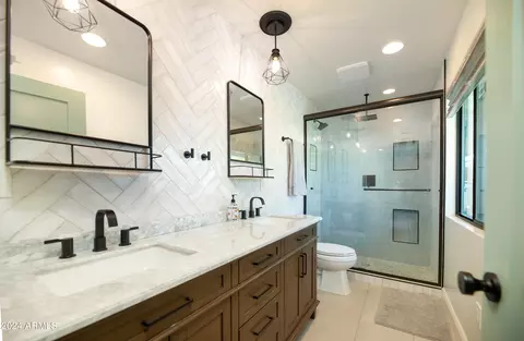340 E Acapulco Ln, Phoenix, AZ 85022 photo 24