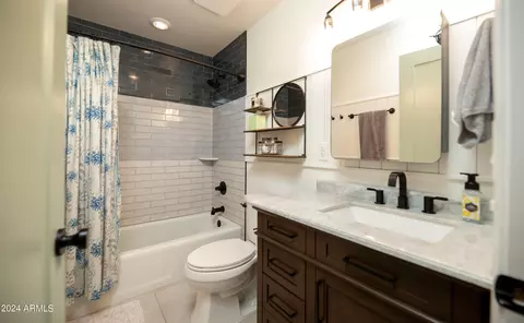 340 E Acapulco Ln, Phoenix, AZ 85022 photo 29