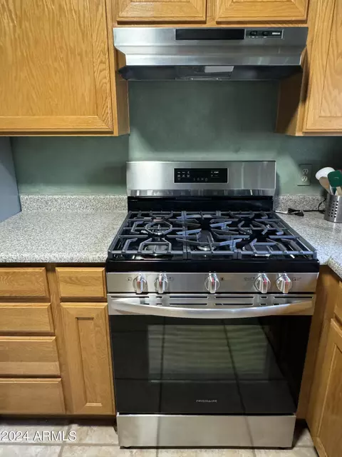 2433 E Vista Dr, Phoenix, AZ 85032 photo 10