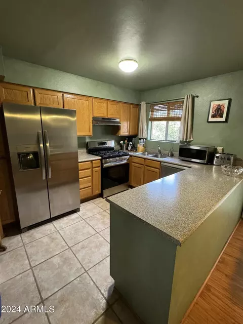 2433 E Vista Dr, Phoenix, AZ 85032 photo 7