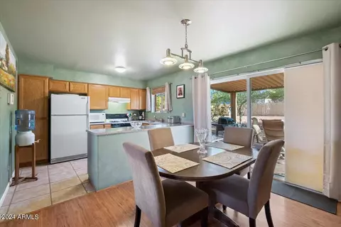 2433 E Vista Dr, Phoenix, AZ 85032 photo 13
