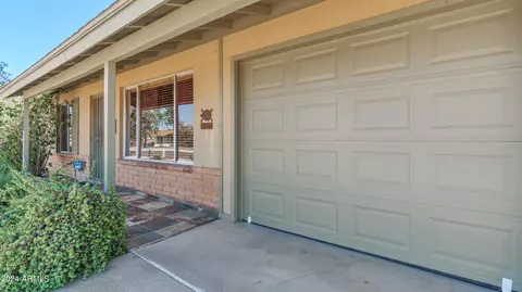 2433 E Vista Dr, Phoenix, AZ 85032 photo 3