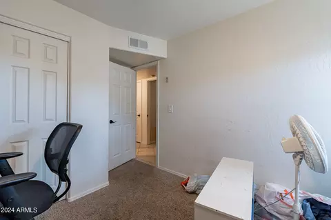 4528 E Kiva Ct, Phoenix, AZ 85044 photo 11