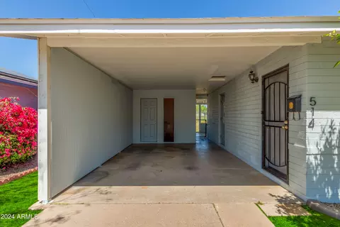 Exterior - 514 E Orchid Ln, Phoenix, AZ 85020 photo 4 of 11