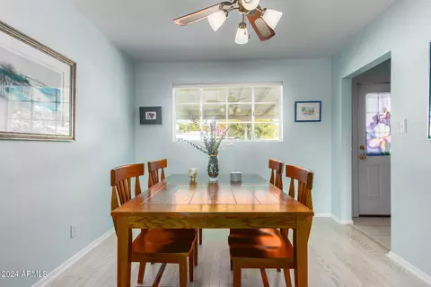 Dining - 6801 N 14th Dr, Phoenix, AZ 85013 photo 2 of 2