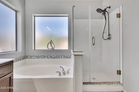 Bath - 1718 W Commerce Ave, Gilbert, AZ 85233 photo 3 of 4