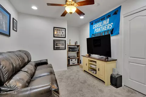 Living - 1718 W Commerce Ave, Gilbert, AZ 85233 photo 3 of 4