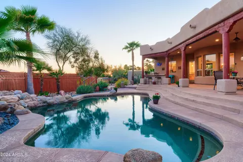 37 E Tanya Rd, Phoenix, AZ 85086
