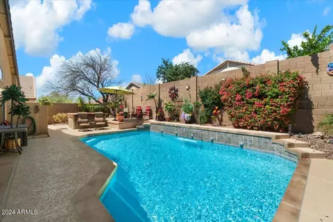 2242 W Dale Ln, Phoenix, AZ 85085