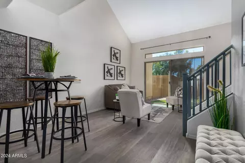 1015 S Val Vista Dr #4, Mesa, AZ 85204