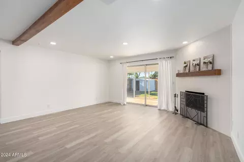 Living - 3218 W Corrine Dr, Phoenix, AZ 85029 photo 1 of 3