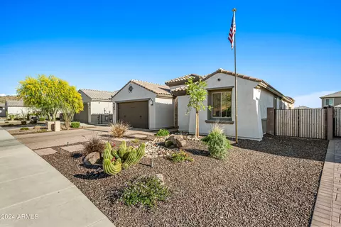 7007 W Quail Track Dr, Peoria, AZ 85383