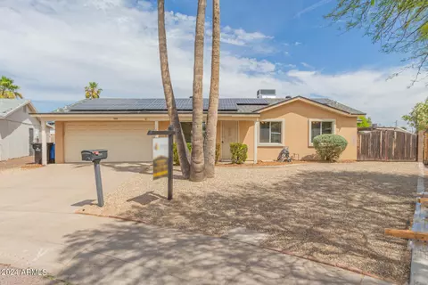3531 E Winchcomb Dr, Phoenix, AZ 85032