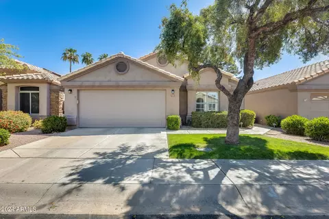 17159 N Willow Path, Surprise, AZ 85374