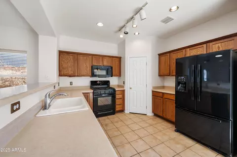 Kitchen - 12691 E Amor St, Dewey, AZ 86327 photo 2 of 5