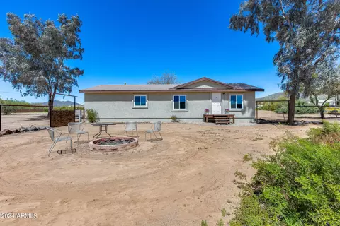 38667 N 10th St, Phoenix, AZ 85086