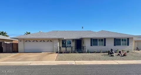 10414 W Edgewood Dr, Sun City, AZ 85351