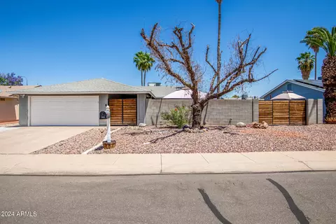 2411 N Longmore St, Chandler, AZ 85224