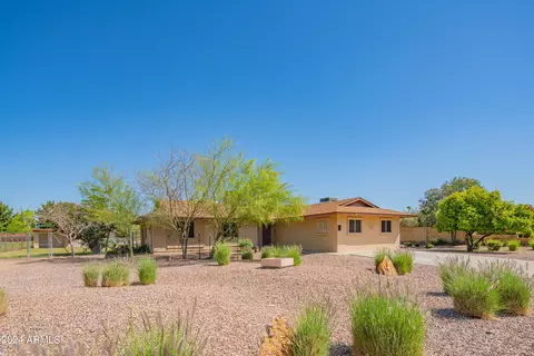 5210 W Monte Cristo Ave, Glendale, AZ 85306