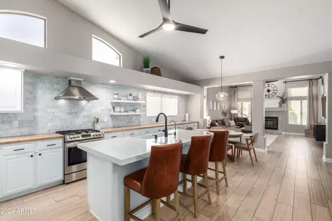 Kitchen - 4261 Encanto St, Mesa, AZ 85205 photo 4 of 7