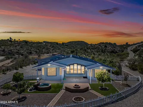 180 E Amaranth Dr, Wickenburg, AZ 85390