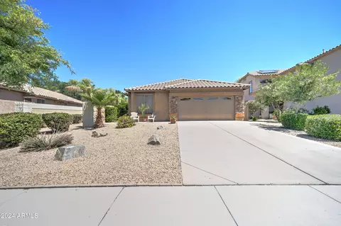 1125 S Hazel St, Gilbert, AZ 85296