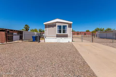 7836 E Inverness Ave, Mesa, AZ 85209