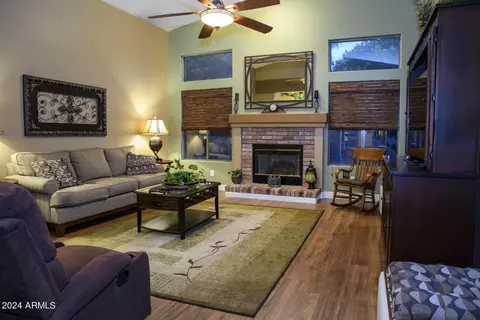4023 Enrose St, Mesa, AZ 85205 photo 9