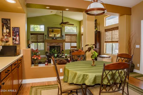 4023 Enrose St, Mesa, AZ 85205 photo 8